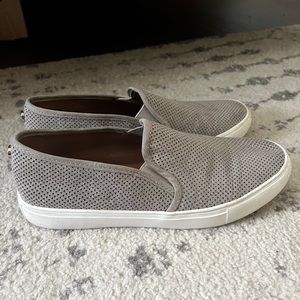Gray Steve Madden Shoes